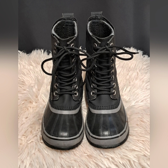 Sorels Men's Size 7.5 - Picture 1 of 8
